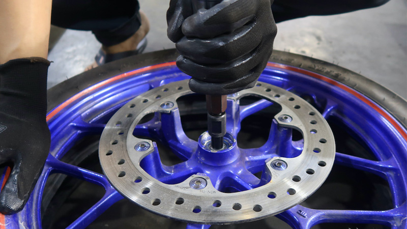 Bảng giá thay bạc đạn xe máy các loại cập nhật mới nhất 2026