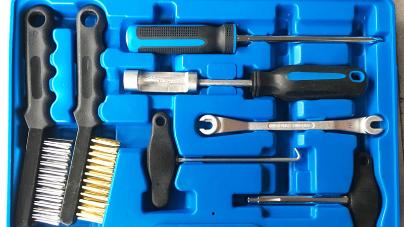 Cách thay bố thắng đĩa ô tô, xe máy, xe ba gác các loại