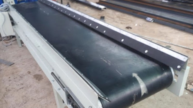 Băng tải cao su: Phân loại, đặc điểm cấu tạo, và giá bán