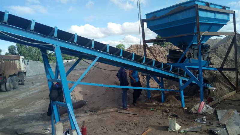 Máy sàng cát: Phân loại, ứng dụng và giá bán