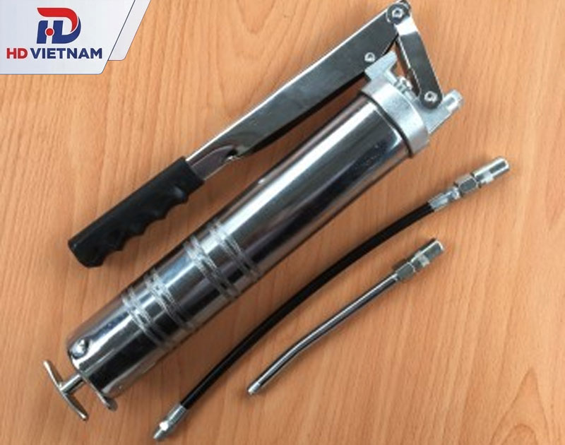 Tổng hợp các loại dụng cụ bơm mỡ bằng tay phổ biến