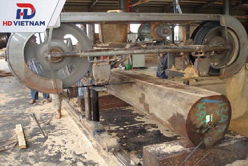 Máy cắt gỗ