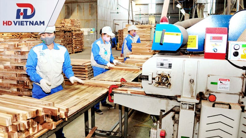 Ngành chế biến gỗ, giấy và dệt may