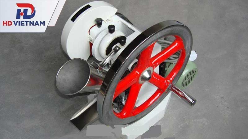 Máy dập viên tâm sai (1 chày)